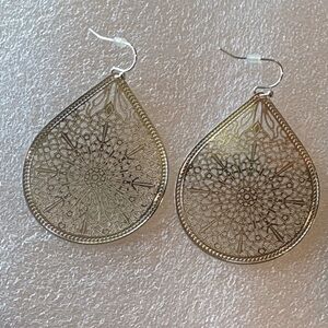 A New Day Silver Filigree Teardrop Earrings NWT Nickel Free